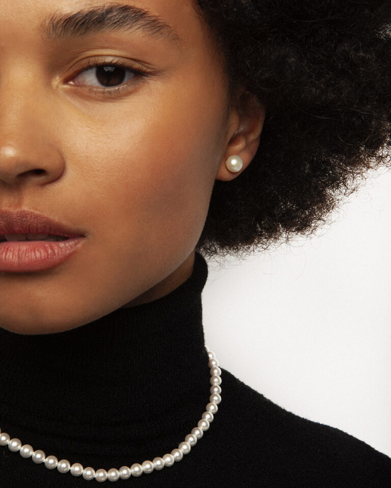 Classic Freshwater Pearl Studs