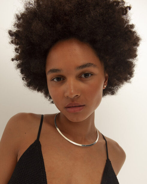 Flat Cuff Necklace platinum